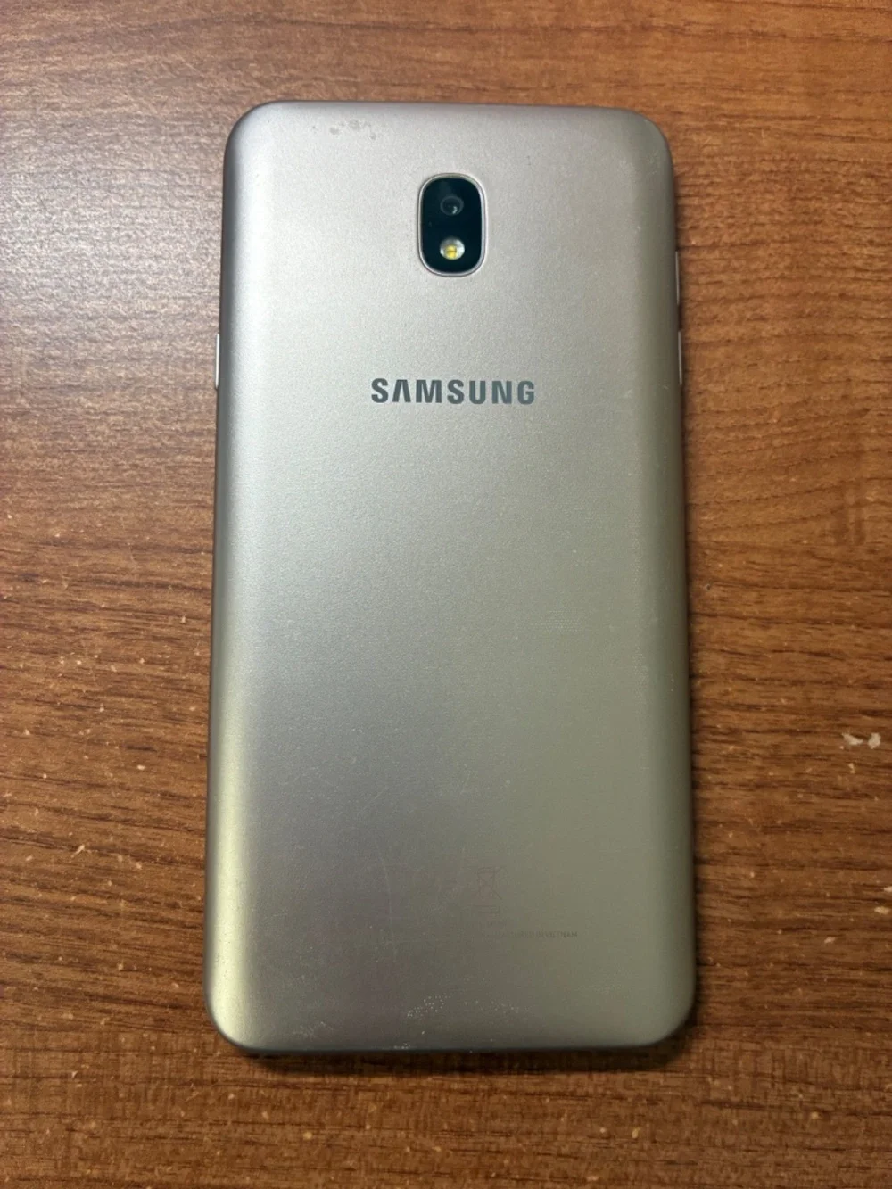 Samsung Galaxy J7 Refine